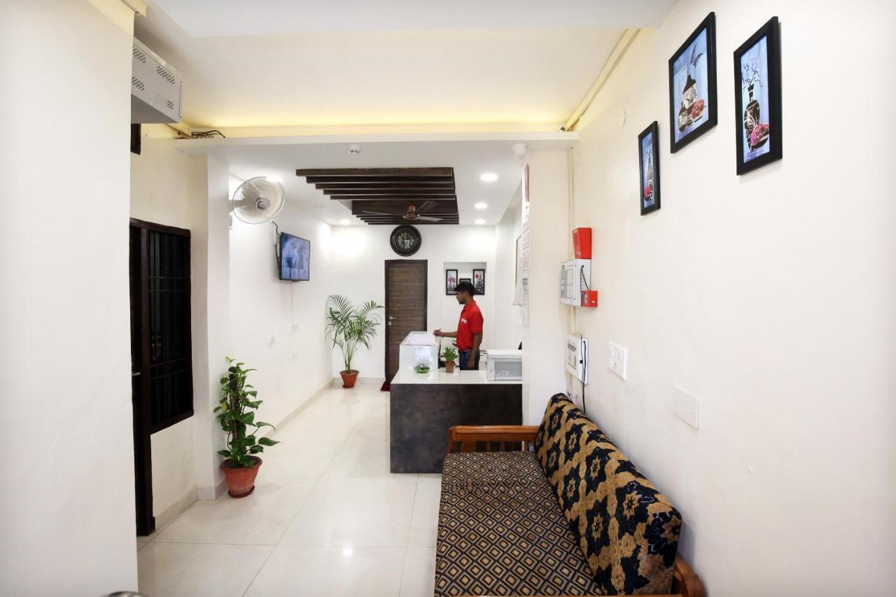 Oyo 9732 Amar Motel Nayagaon Exterior foto