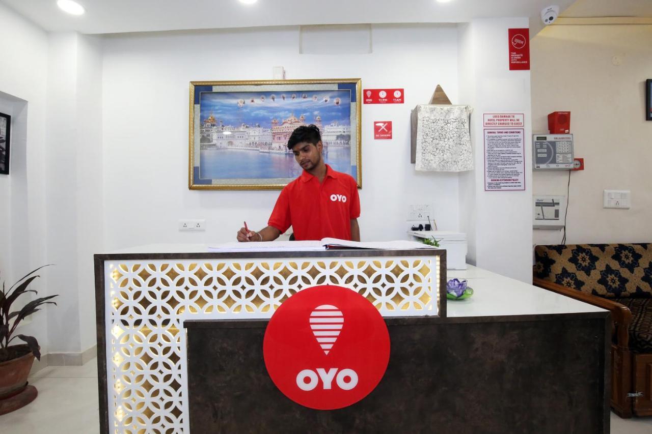 Oyo 9732 Amar Motel Nayagaon Exterior foto